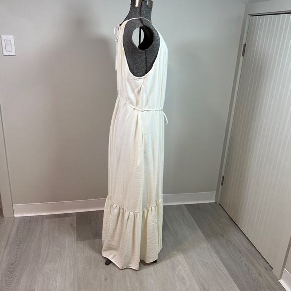NWT Women's INC Cream Maxi Halter Dress Size 16 - Picture 4 of 12